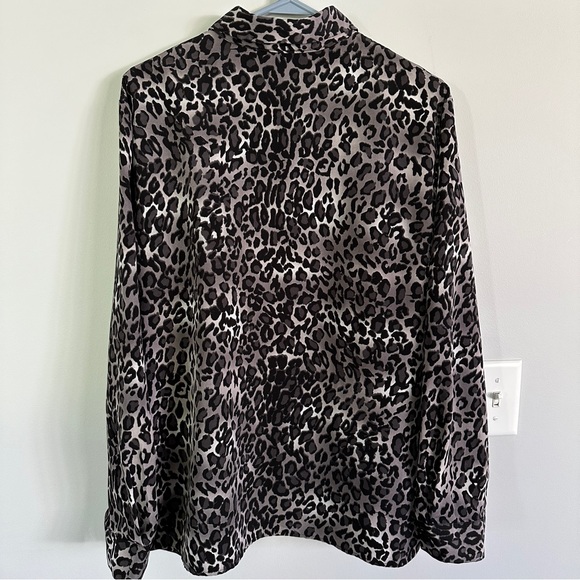 Susan Graver Animal Print Peachskin Big Shirt, Size L - Picture 2 of 10